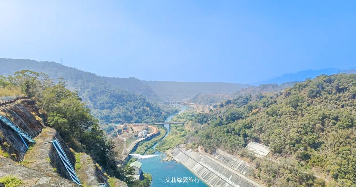 民宿鄰近鯉魚潭水庫，可欣賞全台唯一的鋸齒堰溢洪道。（圖片來源：艾莉絲愛旅行）