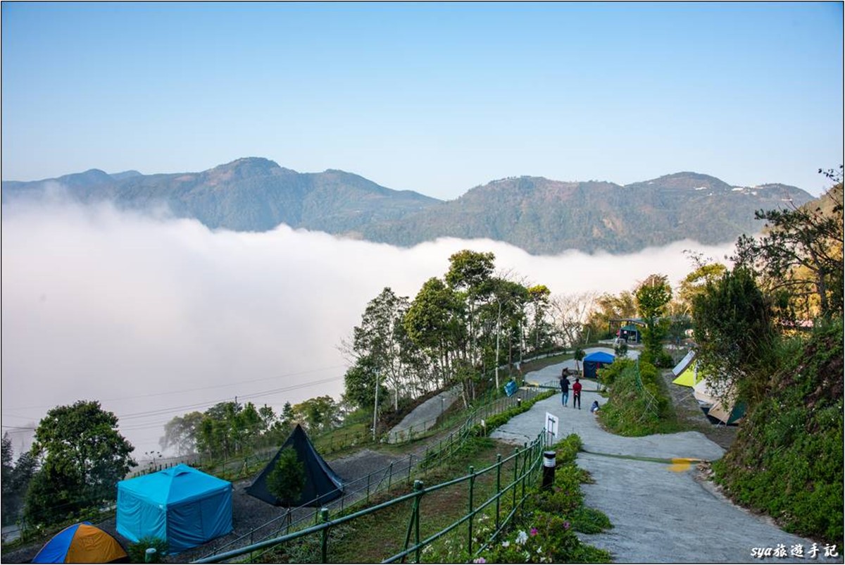 雲海高度約等同營地，享受睡在雲中的仙境感。（圖片來源：sya的旅遊部落格）