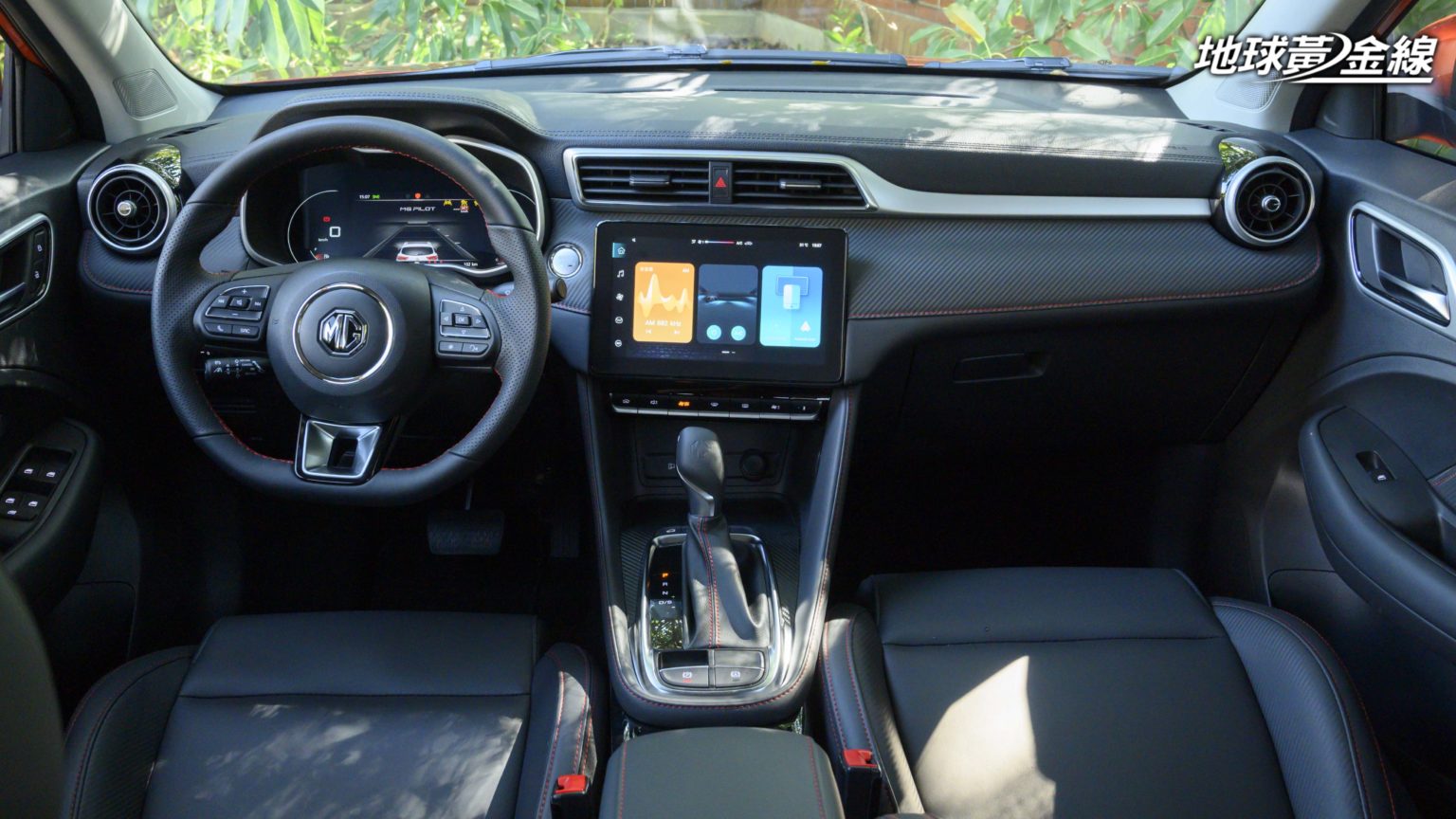 ZS搭載數位儀表與10.1吋中控螢幕，標配MG Pilot 2.0主動安全系統。（攝影／林先本）